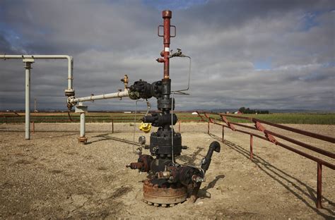 orphaned wells methane